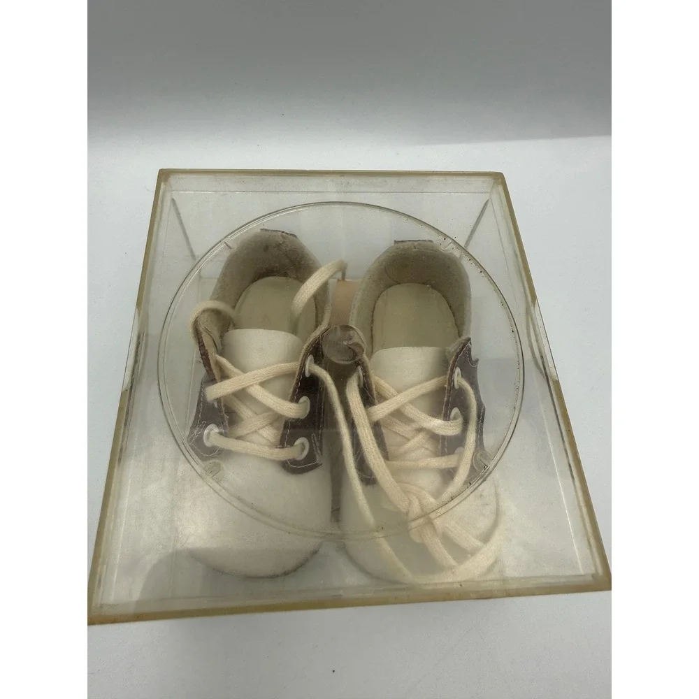Vintage Wee Walker Baby Shoes White Brown Lace Up Crib Shoes Original Box
